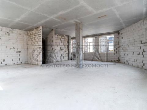 коммерческая по адресу Драгоманова ул., 21