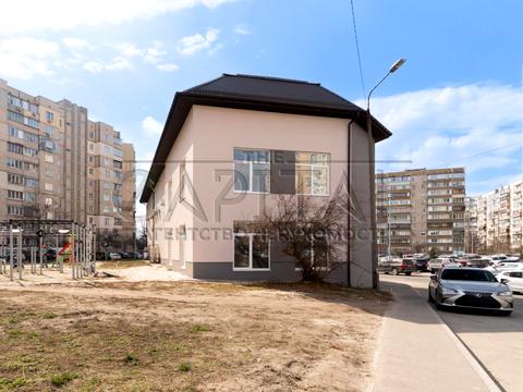 коммерческая по адресу Драгоманова ул., 21