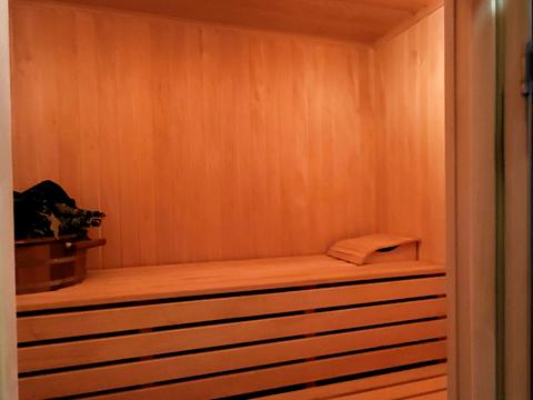 будинок за адресою Неделина