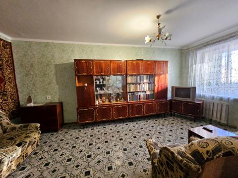 квартира за адресою Юрія Кондратюка вул. (Комунарівська), 3