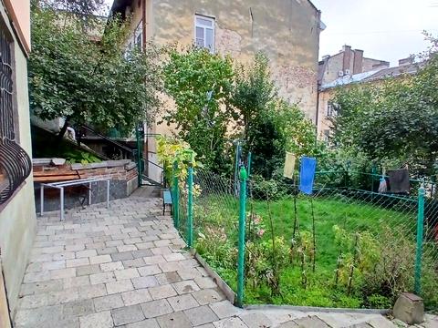 квартира за адресою Ужгородська вул., 7