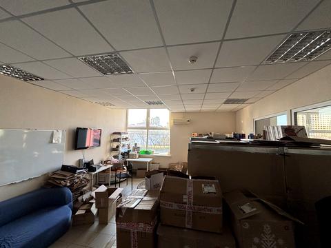 коммерческая по адресу Раисы Окипной ул., 4Б