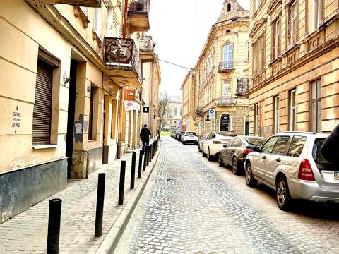 квартира за адресою Івана Тиктора вул., 8