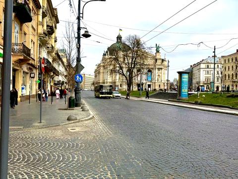 квартира за адресою Івана Тиктора вул., 8