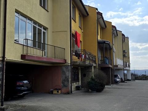 дом по адресу Дмитрия Яворницкого ул., 8