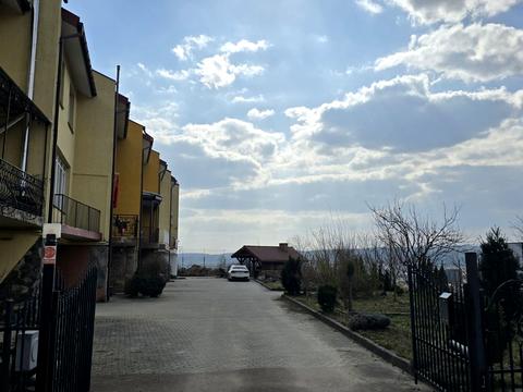 дом по адресу Дмитрия Яворницкого ул., 8