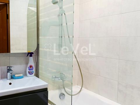 квартира за адресою Космонавта Поповича вул. (Космонавта Волкова), 8