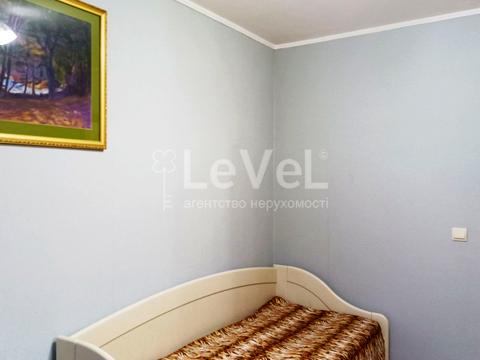 квартира за адресою Космонавта Поповича вул. (Космонавта Волкова), 8