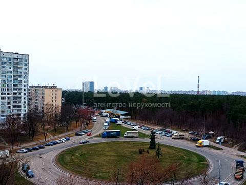 квартира за адресою Космонавта Поповича вул. (Космонавта Волкова), 8