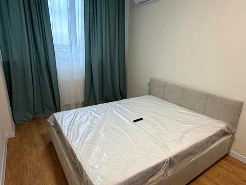 квартира по адресу Парижской Коммуны ул., 4