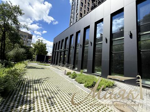 комерційна за адресою Василя Тютюнника вул. (Анрі Барбюса), 39/2