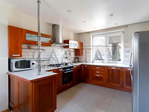 будинок за адресою Лугова вул.