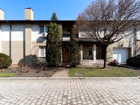 будинок за адресою Лугова вул.