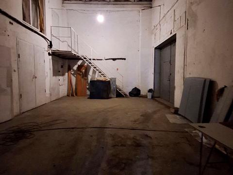 комерційна за адресою Петра Маланюка вул., 45а