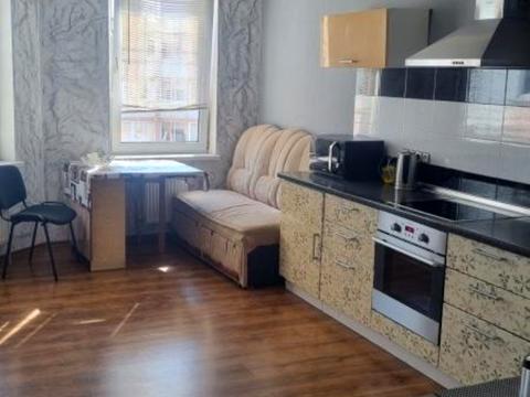 квартира за адресою Райдужний масив вул., 7-Б