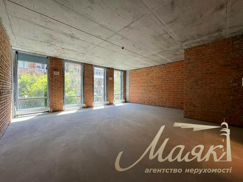 комерційна за адресою Василя Тютюнника вул. (Анрі Барбюса), 39