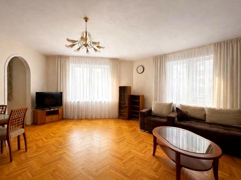 квартира за адресою Олександра Кониського вул., 52-58