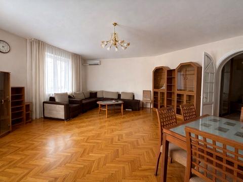 квартира за адресою Олександра Кониського вул., 52-58