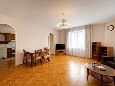 квартира по адресу Александра Конисского ул., 52-58