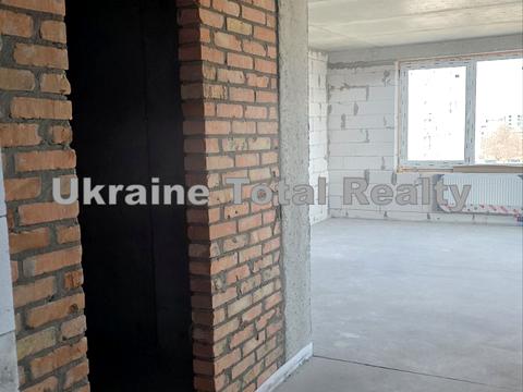 квартира за адресою Ревуцького вул., (Будинок)