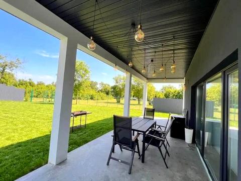 будинок за адресою чарівна