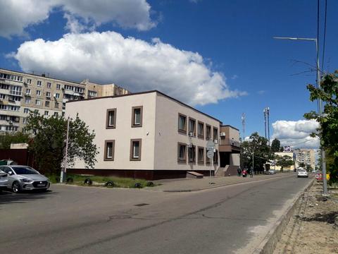 комерційна за адресою Прирічна вул., 5