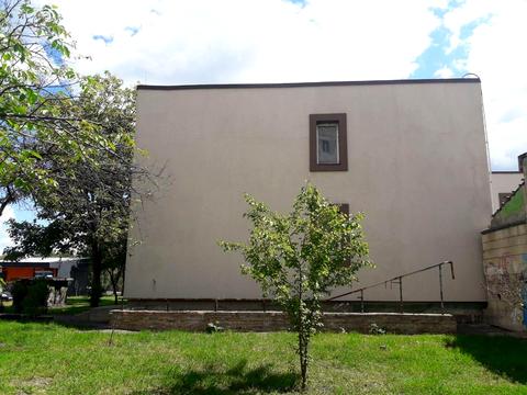 комерційна за адресою Прирічна вул., 5