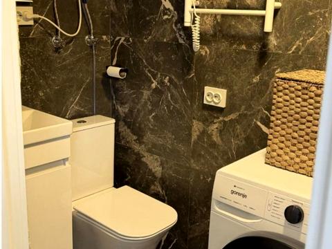 будинок за адресою Причал