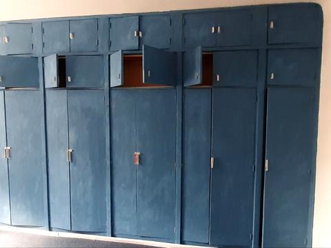 комерційна за адресою Академіка Євгена Лазаренка вул., 4б