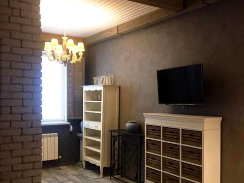 комерційна за адресою Святослава Караванського вул. (Жуковського), 27