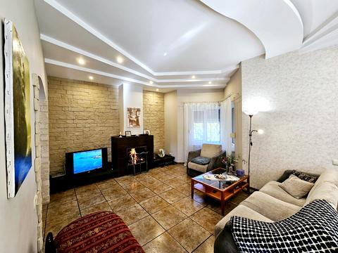 будинок за адресою Рута, 47