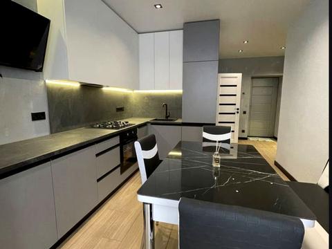 квартира по адресу Співдружності ул., 7