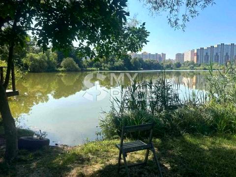 ділянка за адресою Тепловозна вул., 4