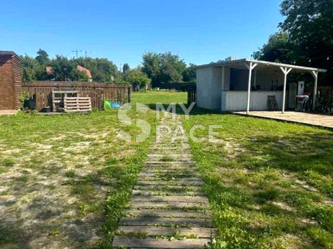 ділянка за адресою Тепловозна вул., 4