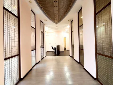 комерційна за адресою Королеви Єлизавети ІІ вул. (Глинки), 7