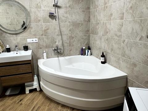 квартира за адресою Вишняківська вул., 13