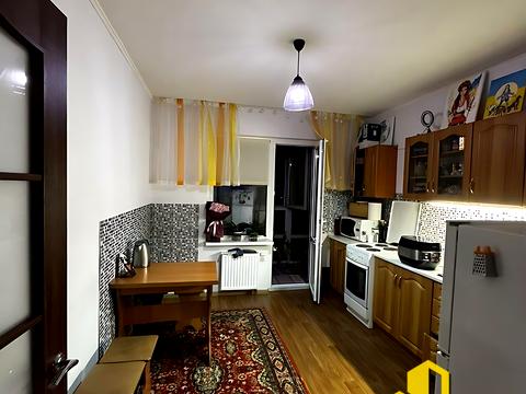 квартира по адресу Софии Русовой ул., 5-Б