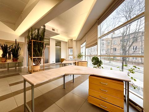 комерційна за адресою Крутогірний узвіз (Рогальова), 12-Б