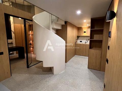 коммерческая по адресу Васильковская ул., 1