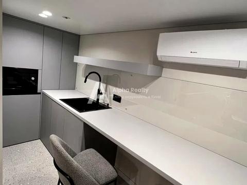 коммерческая по адресу Васильковская ул., 1