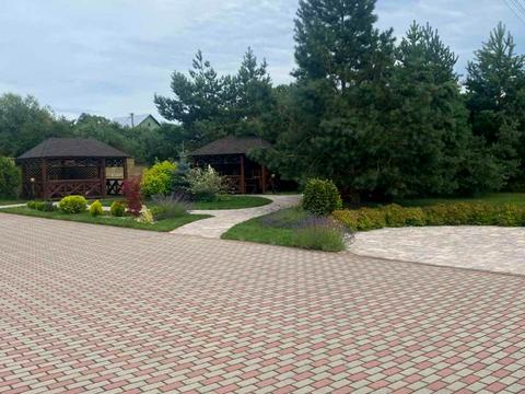 комерційна за адресою Сонячна, 1