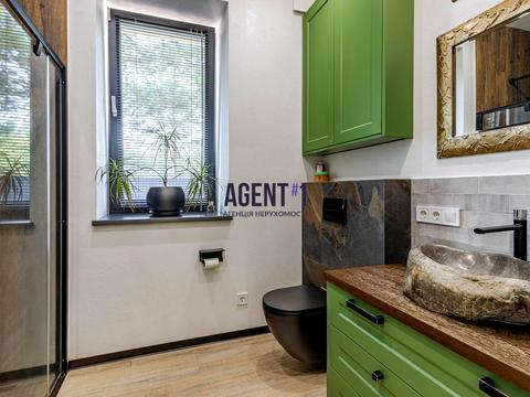 дом по адресу Квітнева