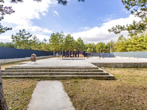 дом по адресу Квітнева