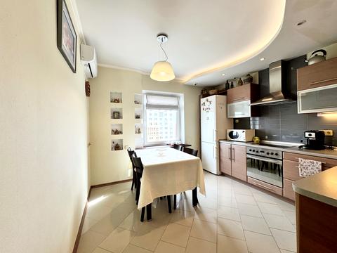 квартира за адресою Федора Ернста вул., 12