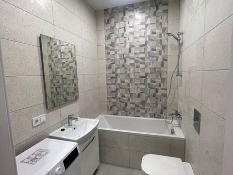 квартира по адресу Кучеревського бульв., 1