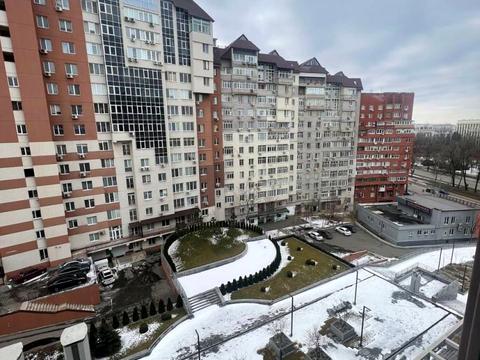 квартира по адресу Кучеревського бульв., 1