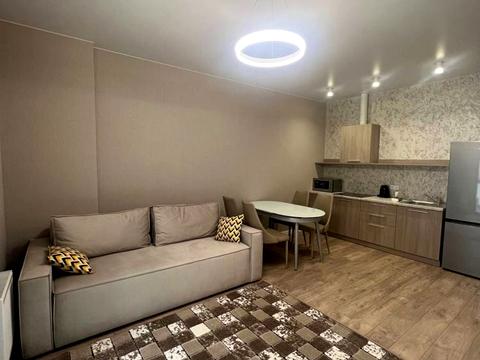 квартира по адресу Кучеревського бульв., 1