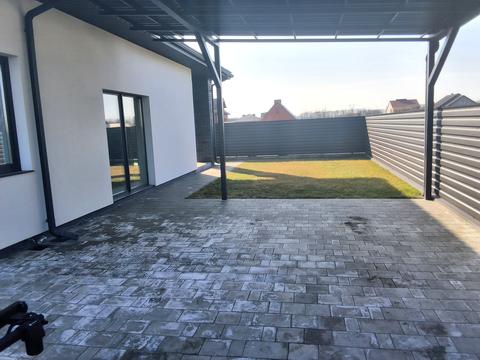 будинок за адресою Спортивна вул.