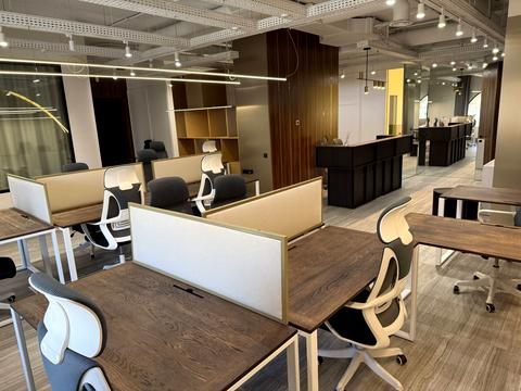 комерційна за адресою Бульварно-Кудрявська вул. (Воровського), 15