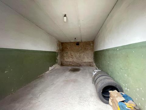 комерційна за адресою Виробнича вул., 5